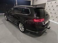 Usado VW Passat Executive 122 CV (89 kW) 2021 Gris / plata Familiar