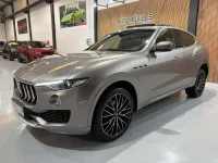 Usado Maserati Levante 275 CV (202 kW) 2016 Beige SUV