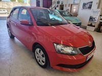 Usado Skoda Fabia Ambition 90 CV (66 kW) 2015 Rojo Berlina