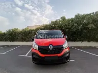 Usado Renault Trafic LIMITED 120 CV (88 kW) 2019 Rojo Monovolumen