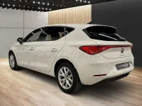 Usado Seat Leon Style 115 CV (84 kW) 2021 Blanco Berlina