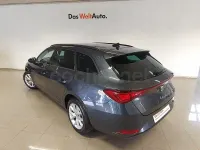 Usado Seat Leon Style 116 CV (85 kW) 2025 Blanco Familiar