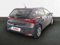 Usado Hyundai i20 101 CV (74 kW) 2022 Gris Berlina