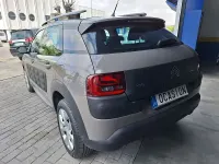 Usado Citroën C4 Cactus Feel 82 CV (60 kW) 2017 Gris Utilitario