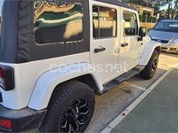 Usado Jeep Wrangler Unlimited Sahara 200 CV (147 kW) 2016 Blanco SUV