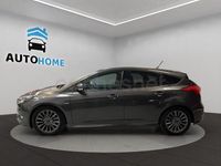 Usado Ford Focus Titanium 150 CV (110 kW) 2018 Gris / plata Berlina