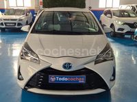 Usado Toyota Yaris Hybrid Advance 100 CV (73 kW) 2018 Blanco Berlina
