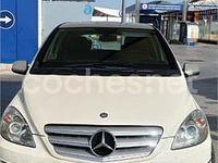 Usado Mercedes B180 109 CV (80 kW) 2011 Blanco Monovolumen
