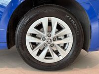 Usado Skoda Fabia Selection 95 CV (69 kW) 2024 Azul Utilitario