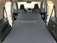 Usado Ford Tourneo Courier Trend 95 CV (69 kW) 2016 Blanco Monovolumen