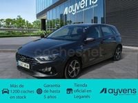 Usado Hyundai i30 100 CV (73 kW) 2024 Gris / plata Berlina