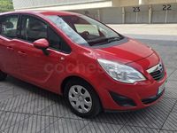 Usado Opel Meriva Design Edition 110 CV (80 kW) 2012 Rojo Monovolumen