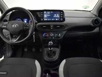 Usado Hyundai i10 67 CV (49 kW) 2021 Aurora grey Utilitario