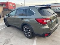 Usado Subaru Outback Sport 175 CV (128 kW) 2021 Verde Familiar