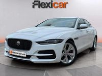 Usado Jaguar XE R-Sport 180 HP (132 kW) 2019 Branco Sedan