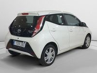Usado Toyota Aygo X-play 69 CV (50 kW) 2017 Utilitario