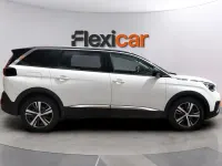 Usado Peugeot 5008 Allure 131 CV (96 kW) 2018 Azul SUV