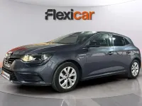 Usado Renault Mégane LIMITED 140 CV (102 kW) 2020 Gris Berlina