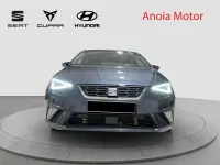 Usado Seat Ibiza FR 116 CV (85 kW) 2025 Gris Utilitario