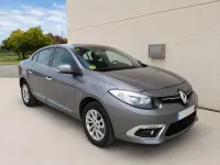 Usado Renault Fluence Dynamique 110 CV (80 kW) 2014 Gris / plata Berlina