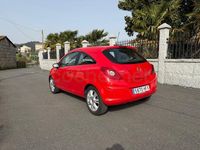 Usado Opel Corsa Selective 85 CV (62 kW) 2013 Rojo Utilitario