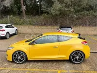 Usado Renault Mégane III 250 CV (183 kW) 2011 Amarillo Berlina