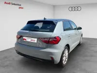 Usado Audi A1 Sportback Advanced Plus 110 CV (80 kW) 2023 Gris / plata Utilitario