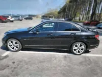 Usado Mercedes C200 Avantgarde Edition 136 CV (100 kW) 2010 Negro Berlina