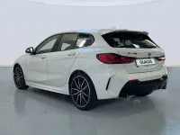 Usado BMW 118 Executive 150 CV (110 kW) 2022 Blanco Utilitario