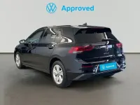Usado VW Golf VIII Life 116 CV (85 kW) 2022 Negro Utilitario