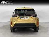 Usado Toyota Yaris Hybrid Active 116 CV (85 kW) 2024 Naranja