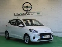 Usado Hyundai i10 67 CV (49 kW) 2022 Blanco Utilitario