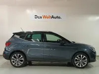 Usado Seat Arona FR 115 CV (84 kW) 2025 Gris / plata SUV