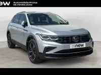 Usado VW Tiguan Life 150 CV (110 kW) 2022 Gris / plata SUV