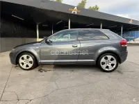 Usado Audi A3 Ambiente 140 CV (102 kW) 2006 Gris / plata Utilitario