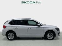 Usado Skoda Kamiq Ambition 110 CV (80 kW) 2021 Blanco SUV