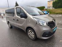 Usado Renault Trafic 170 CV (125 kW) 2018 Beige Monovolumen