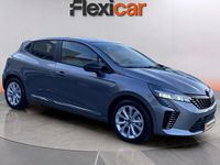 Käytetty Renault Clio V Evolution 101 HP (74 kW) 2025 Harmaa Viistoperä