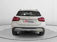 Usado Mercedes GLA180 122 CV (89 kW) 2017 Blanco SUV