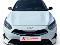 Usado Kia Ceed Style 101 CV (74 kW) 2025 Blanco Utilitario