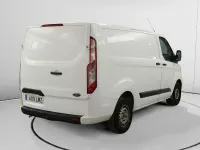 Usado Ford Transit Custom Trend 131 CV (96 kW) 2022 Blanco Van