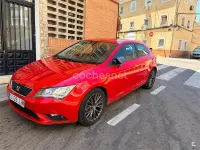 Usado Seat Leon CONNECT 150 CV (110 kW) 2015 Rojo Berlina