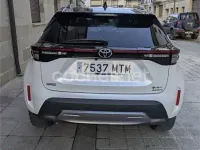 Usado Toyota Yaris Cross Edition 130 CV (95 kW) 2024 Blanco SUV