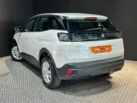 Usado Peugeot 3008 Active 130 CV (95 kW) 2021 Blanco SUV