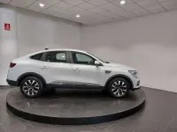 Usado Renault Arkana Intens 140 CV (102 kW) 2021 Blanco SUV