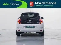 Usado Renault Twingo Zen 59 kW (81 CV) 2022 Blanco Utilitario