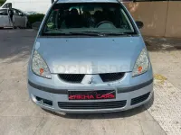 Usado Mitsubishi Colt Invite 75 CV (55 kW) 2005 Azul Utilitario