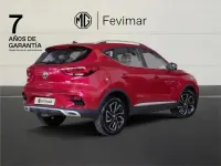 Usado MG ZS Luxury 111 CV (81 kW) 2025 Rojo SUV