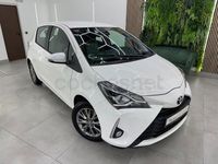 Usado Toyota Yaris Active 111 CV (81 kW) 2018 Blanco Berlina