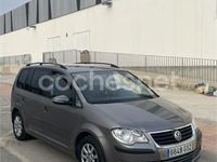 Usado VW Touran Edition 105 CV (77 kW) 2010 Marrón Monovolumen